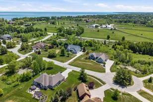 129 Preserve Ct, Grafton, WI 53024 - Photo 61