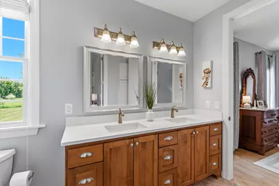 129  Preserve Ct, Grafton, WI 53024 - Photo 43