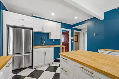 536 N 61st St, Wauwatosa, WI 53213 - Photo 13
