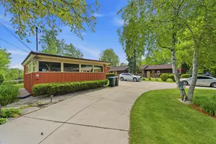 507 W Montclaire Ave, Glendale, WI 53217 - Photo 33