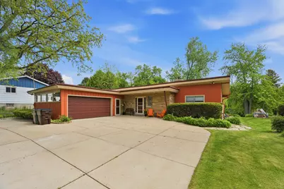 507 W Montclaire Ave, Glendale, WI 53217 - Photo 35