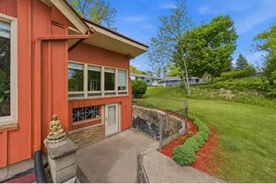 507 W Montclaire Ave, Glendale, WI 53217 - Photo 31