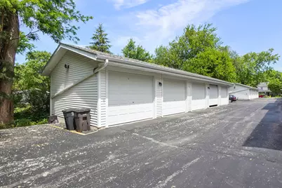 449 W Wisconsin Ave #9, Oconomowoc, WI 53066 - Photo 25