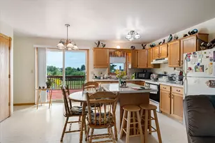 915 Rose St, Cashton, WI 54619 - Photo 27