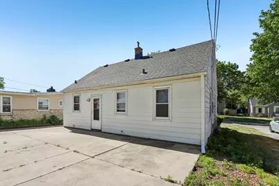 418  Harrison Ave, Waukesha, WI 53186 - Photo 19