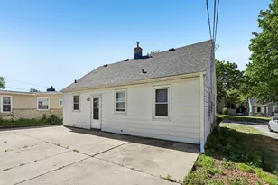 418 Harrison Ave, Waukesha, WI 53186 - Photo 19