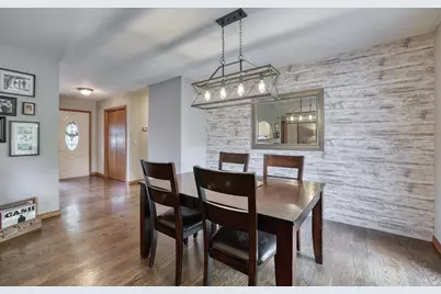 494  Quinlan Ct, Pewaukee, WI 53072 - Photo 17