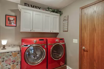 494  Quinlan Ct, Pewaukee, WI 53072 - Photo 33