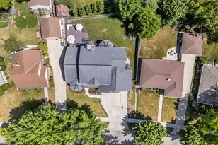 8415 Ravenswood Cir, Wauwatosa, WI 53226 - Photo 39
