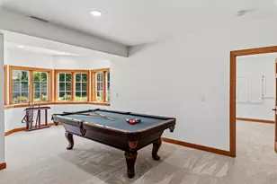 8415 Ravenswood Cir, Wauwatosa, WI 53226 - Photo 33