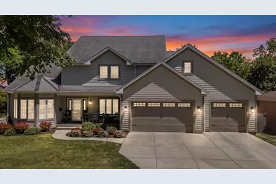 8415  Ravenswood Cir, Wauwatosa, WI 53226 - Photo 1