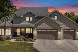 8415 Ravenswood Cir, Wauwatosa, WI 53226 - Photo 1