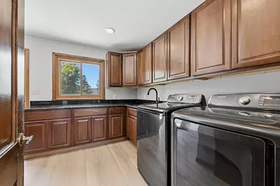 W299N5471  Arrow Ct, Merton, WI 53029 - Photo 7