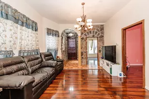932 S Layton Blvd, Milwaukee, WI 53215 - Photo 9