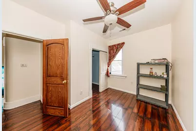 932 S Layton Blvd, Milwaukee, WI 53215 - Photo 25