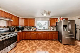 932 S Layton Blvd, Milwaukee, WI 53215 - Photo 15