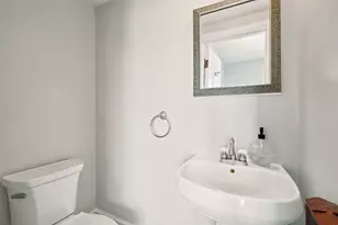 3101 N 103rd St, Wauwatosa, WI 53222 - Photo 25