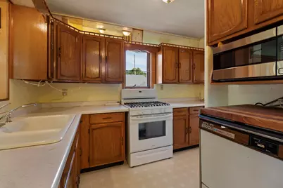 2821  Birch St, La Crosse, WI 54601 - Photo 17