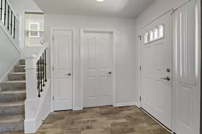 1116  Springbrook Dr, Burlington, WI 53105 - Photo 3