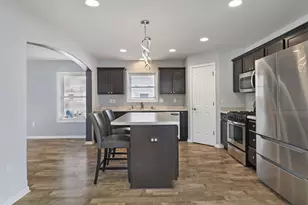 1116 Springbrook Dr, Burlington, WI 53105 - Photo 7