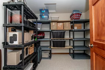12240 W Van Norman Ct, Greenfield, WI 53228 - Photo 33