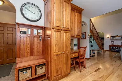 12240 W Van Norman Ct, Greenfield, WI 53228 - Photo 19
