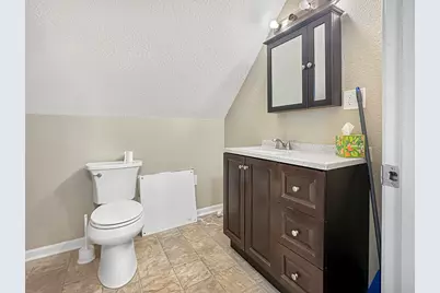 3758 E Layton Ave, Cudahy, WI 53110 - Photo 13