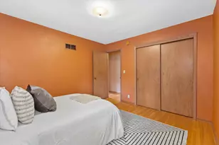 521 N 105th St, Wauwatosa, WI 53226 - Photo 23