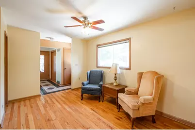 521 N 105th St, Wauwatosa, WI 53226 - Photo 19