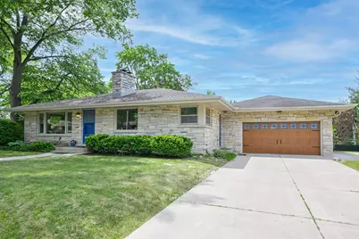 11909 W Vliet St, Wauwatosa, WI 53226 - Photo 1