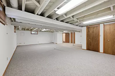 11909 W Vliet St, Wauwatosa, WI 53226 - Photo 21