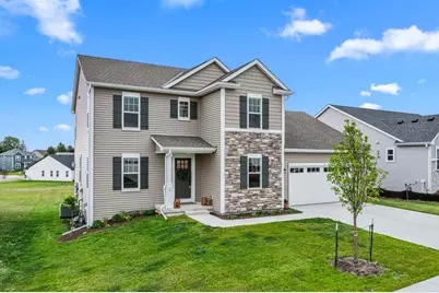 192  Saphhire Ln, Saukville, WI 53080 - Photo 1