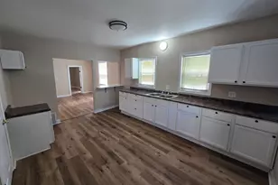 2945 N 23rd St, Milwaukee, WI 53206 - Photo 15