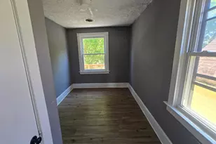 2945 N 23rd St, Milwaukee, WI 53206 - Photo 21