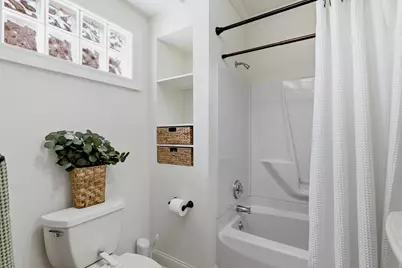 822 N 4th St, Sheboygan, WI 53081 - Photo 13
