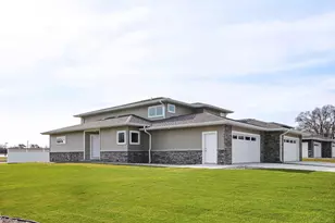 1200 Sween Dr, Holmen, WI 54636 - Photo 33