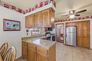 2569 S 97th St, West Allis, WI 53227 - Photo 11