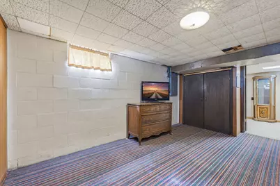 2569 S 97th St, West Allis, WI 53227 - Photo 23