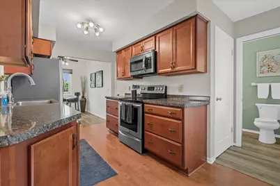 1139  Dogwood Ln, Waukesha, WI 53189 - Photo 13