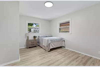 426 S 92nd St, Milwaukee, WI 53214 - Photo 5