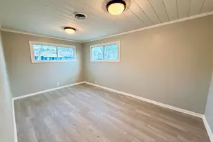 W1038 Geranium Rd, Bloomfield, WI 53128 - Photo 13