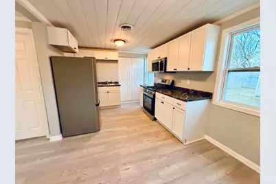 W1038  Geranium Rd, Genoa City, WI 53128 - Photo 3