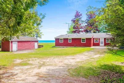 11009  Lake Dr, Two Rivers, WI 54241 - Photo 13