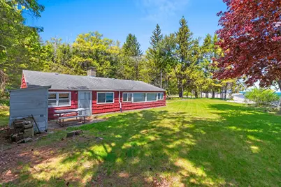 11009  Lake Dr, Two Rivers, WI 54241 - Photo 9