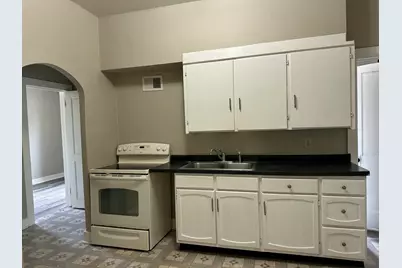 204  Park Ave, Waupun, WI 53963 - Photo 13