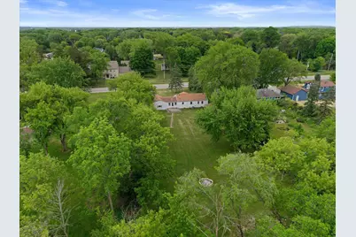 7828 W Puetz Rd, Franklin, WI 53132 - Photo 37