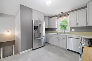 7828 W Puetz Rd, Franklin, WI 53132 - Photo 11