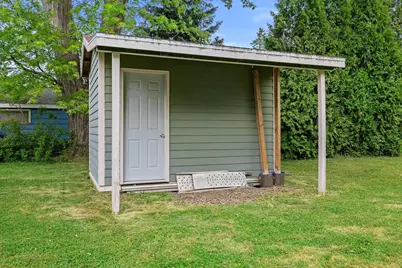 7828 W Puetz Rd, Franklin, WI 53132 - Photo 47