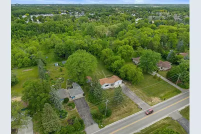 7828 W Puetz Rd, Franklin, WI 53132 - Photo 39