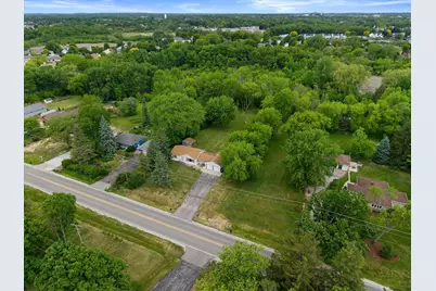 7828 W Puetz Rd, Franklin, WI 53132 - Photo 41